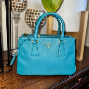 Prada Saffiano Small Galleria